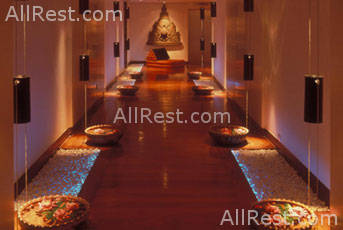 Royal Orchid Sheraton Hotel 23
